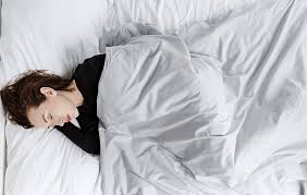 Are Taking Naps Actually Beneficial?